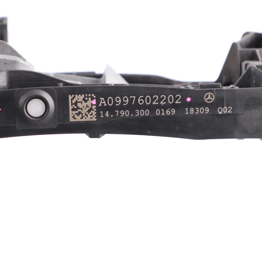 Mercedes W177 Maniglia porta impugnatura base posteriore destra stafa cuscinetto - SKU A0997602202 - Numero di parte A0997602202