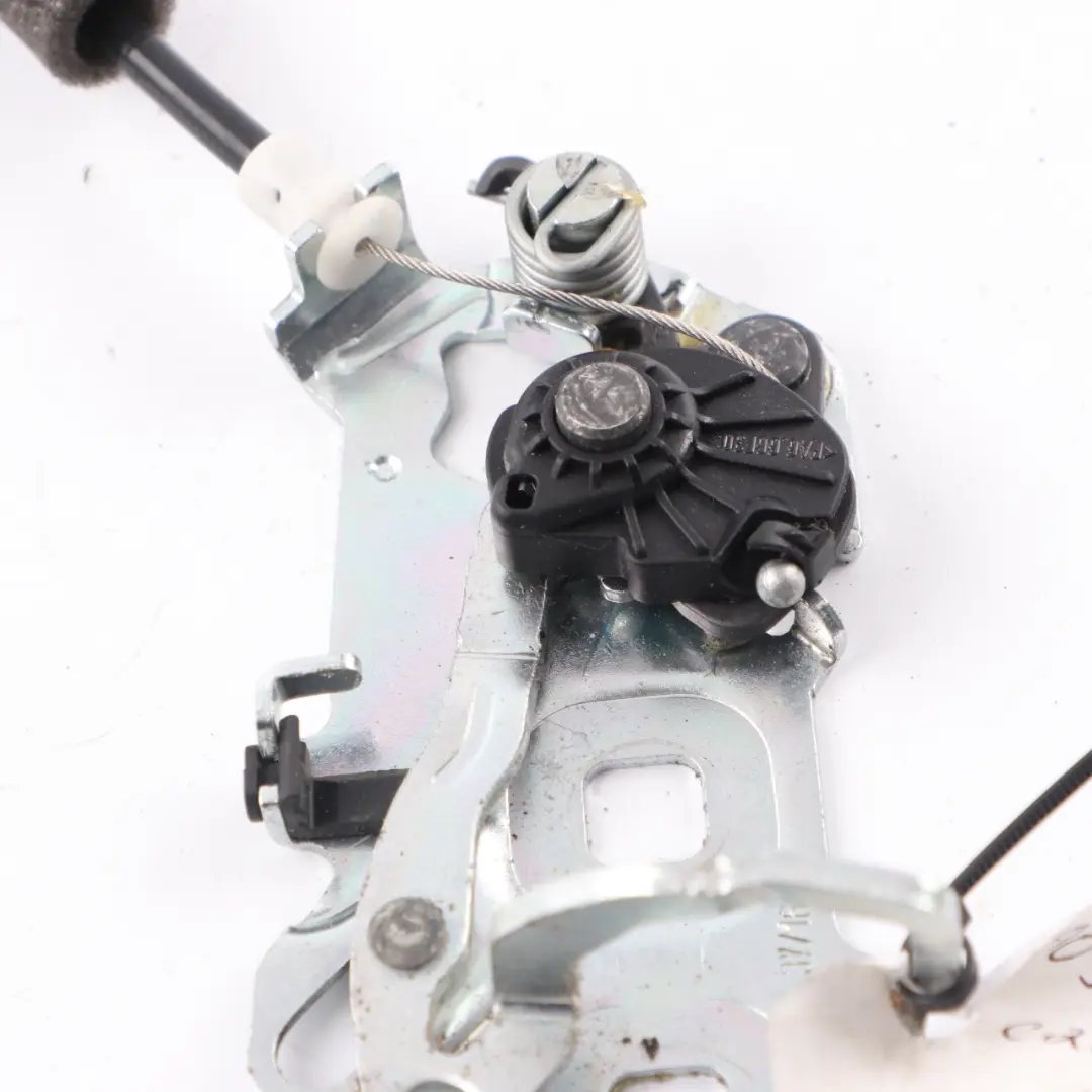 Trunk Lid Lock Rear Tailgate Boot Catch Latch Actuator to Mercedes C205 with Part number A0997604700 Mercedes C205 Trunk Lid Lock Rear Tailgate Boot Catch Latch Actuator - SKU A0997604700 - Part number A0997604700
