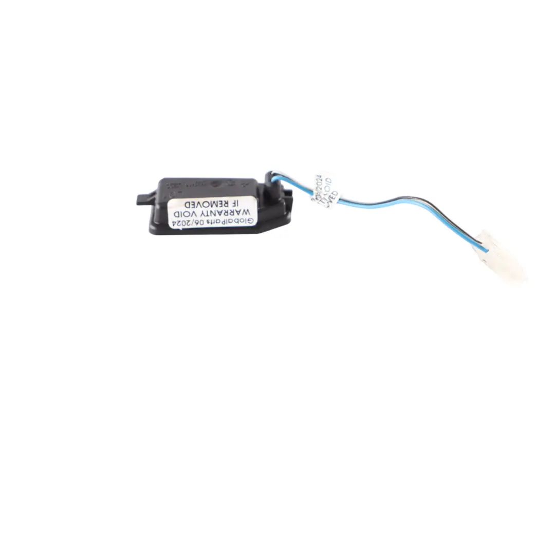 Luce Specchio Anteriore Sinistro Porta per Mercedes W205 con numero di parte A0998200159 Mercedes W205 Luce Specchio Anteriore Sinistro Porta - SKU A0998200159 - Numero di parte A0998200159