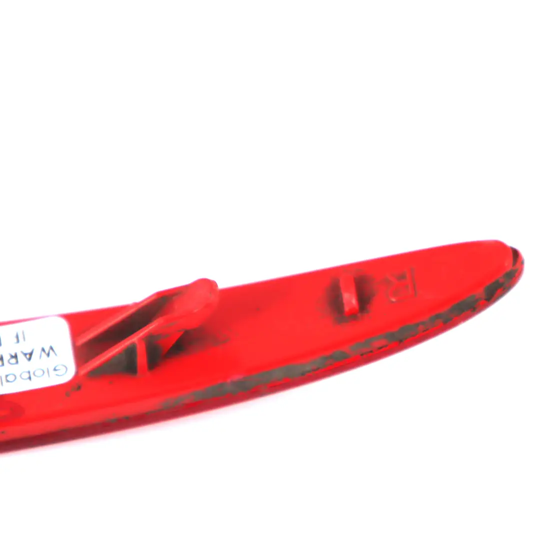 Riflettori Mercedes C205 Set paraurti posteriore destro sinistro A0998208700 per con numero di parte A0998208800 Riflettori Mercedes C205 Set paraurti posteriore destro sinistro A0998208700 - SKU A0998208700/A0998208800 - Numero di parte A0998208800