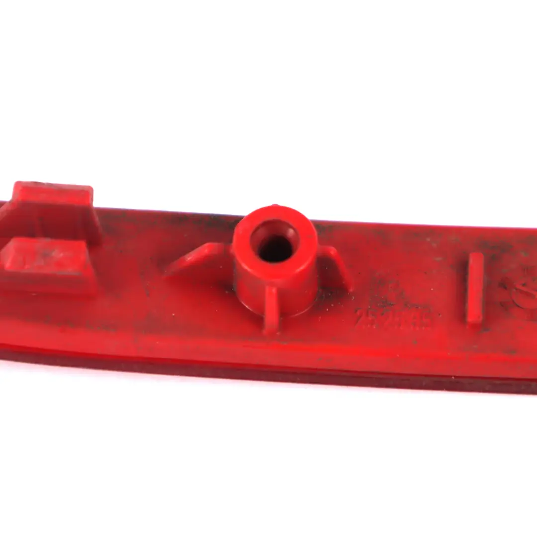 Riflettori Mercedes C205 Set paraurti posteriore destro sinistro A0998208700 per con numero di parte A0998208800 Riflettori Mercedes C205 Set paraurti posteriore destro sinistro A0998208700 - SKU A0998208700/A0998208800 - Numero di parte A0998208800