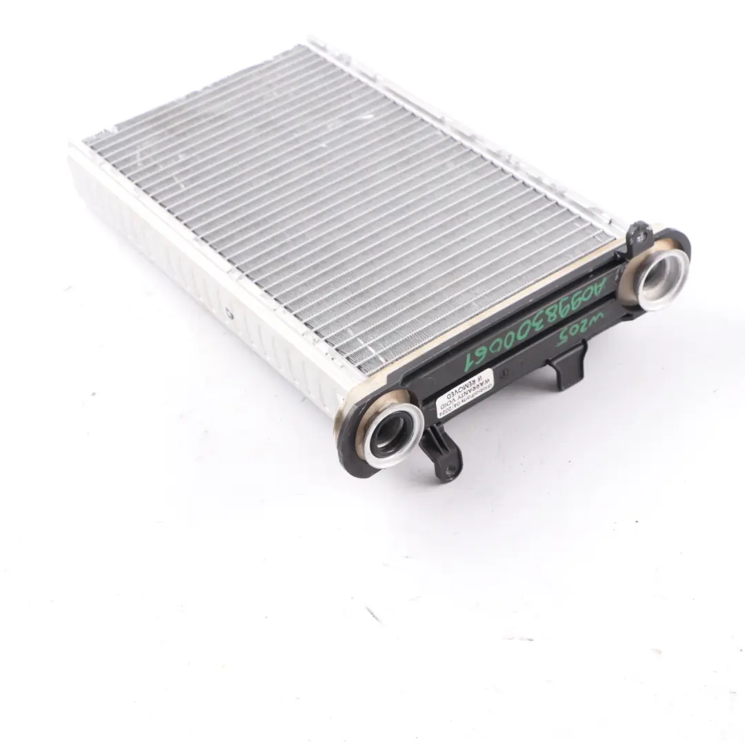 Intercambiador Calor Mercedes W205 Acondicionado Calentador Radiador para con número de pieza A0998300061 Intercambiador Calor Mercedes W205 Acondicionado Calentador Radiador - SKU A0998300061 - Número de pieza A0998300061