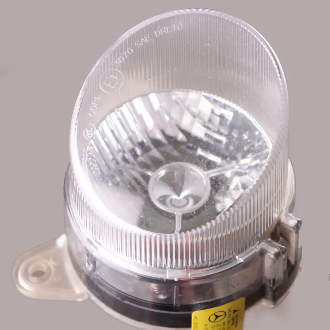 Mercedes W204 W207 Nebelscheinwerfer Tagfahrlicht Vorne Rechts - SKU A0999060251 - Teilenummer A0999060251