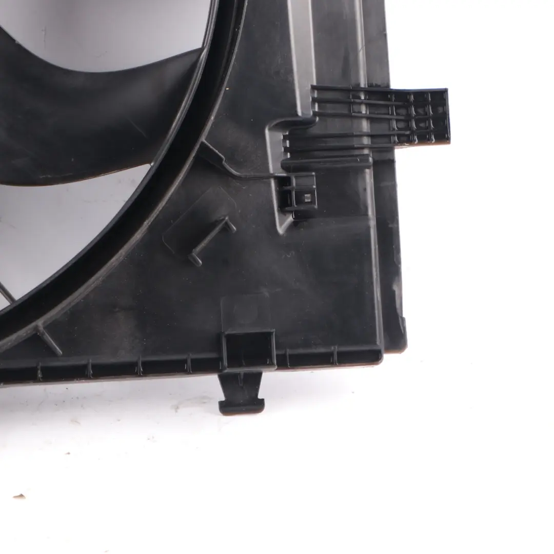 Mercedes W205 Radiator Fan Engine Cooling Radiator Fan Motor A0999061000 - SKU A0999061100 - Part number A0999061100