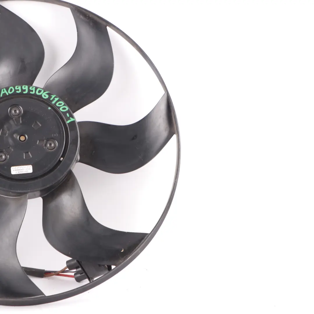 Ventola Radiatore Motore Radiatore Raffreddamento per Mercedes W205 con numero di parte A0999061100 Mercedes W205 Ventola Radiatore Motore Radiatore Raffreddamento - SKU A0999061100-2 - Numero di parte A0999061100