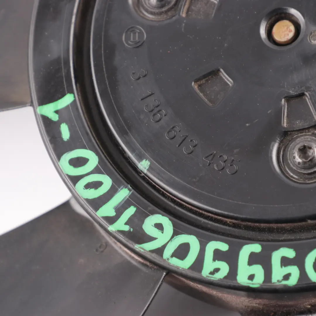 Kühlerlüfter Motor Kühlung Kühlerlüfter Motor für Mercedes W205 mit Teilenummer A0999061100 Mercedes W205 Kühlerlüfter Motor Kühlung Kühlerlüfter Motor - SKU A0999061100-2 - Teilenummer A0999061100