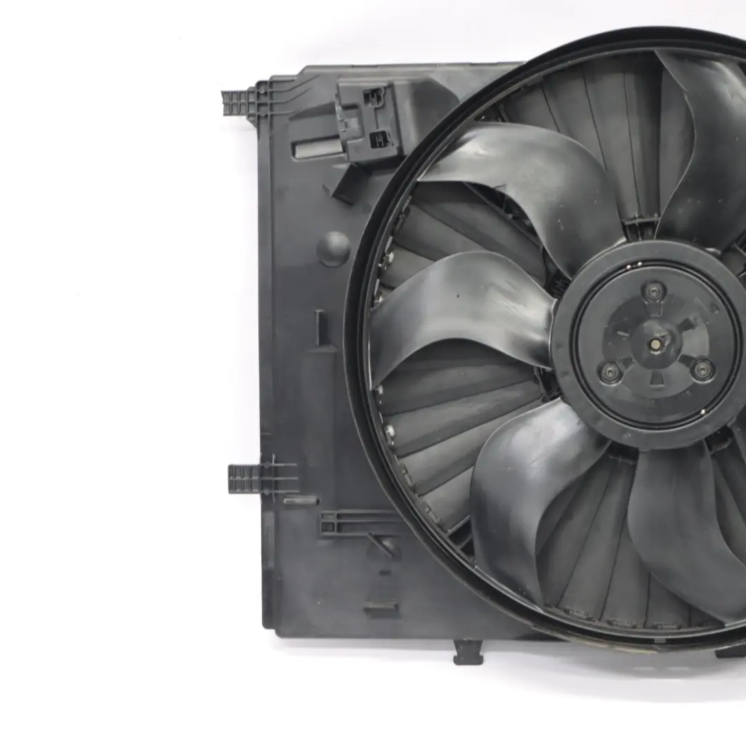  Ventilador Mercedes C205 OM 651 Diesel Ventilador de radiador con carcasa 400W - SKU A0999061300 - Número de pieza A0999061300