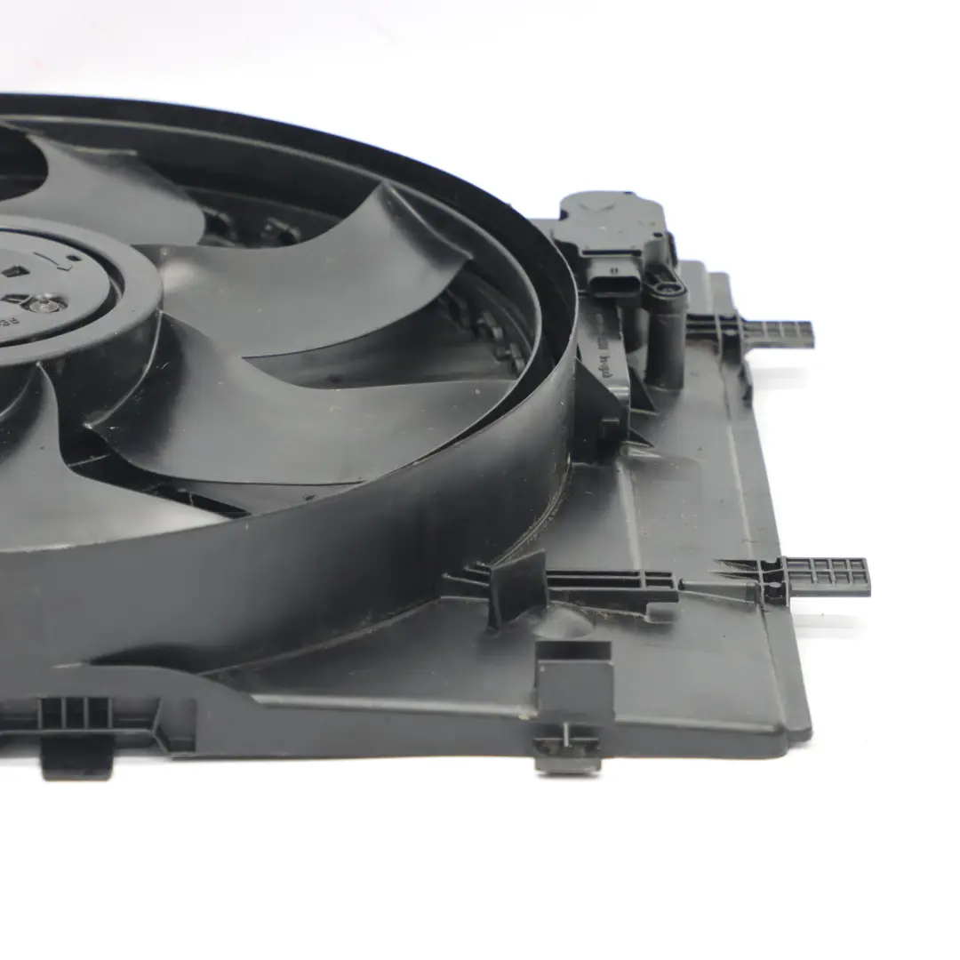  Ventilador Mercedes C205 OM 651 Diesel Ventilador de radiador con carcasa 400W - SKU A0999061300 - Número de pieza A0999061300