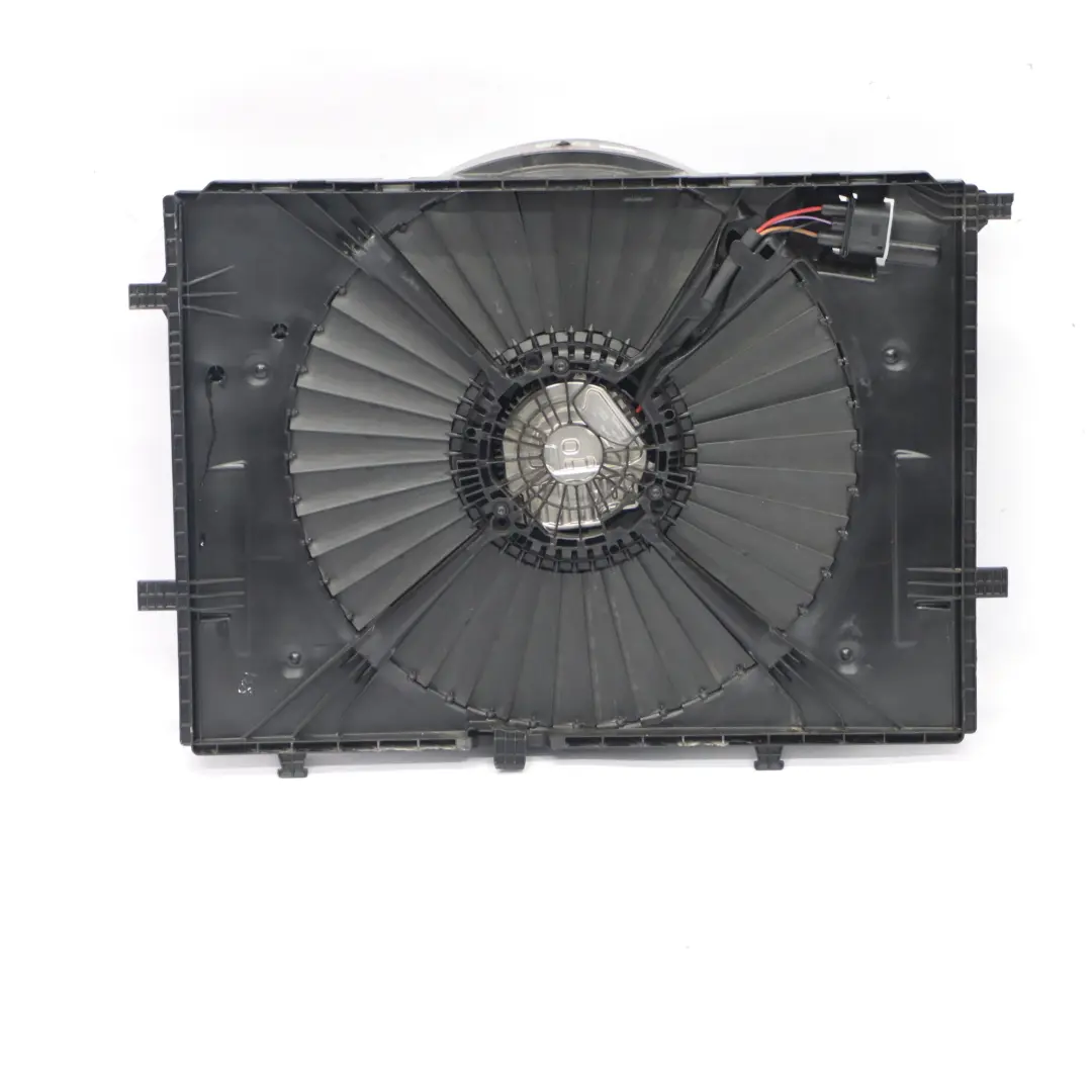  Ventilador Mercedes C205 OM 651 Diesel Ventilador de radiador con carcasa 400W - SKU A0999061300 - Número de pieza A0999061300