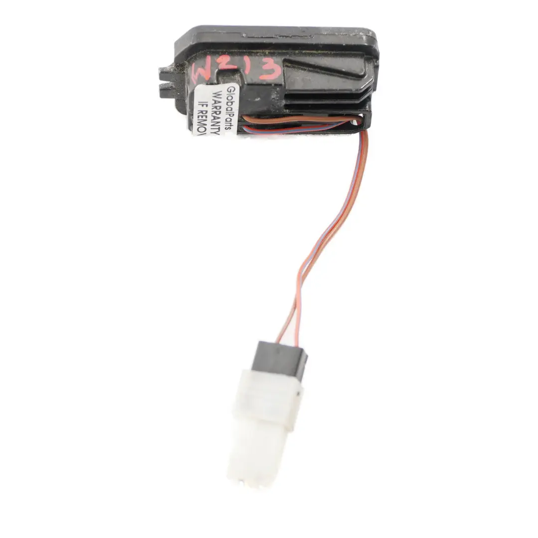 Wing Espejo Exterior Izquierdo Iluminación Ambiente para Mercedes W213 con número de pieza A0999064302 Mercedes W213 Wing Espejo Exterior Izquierdo Iluminación Ambiente - SKU A0999064302 - Número de pieza A0999064302