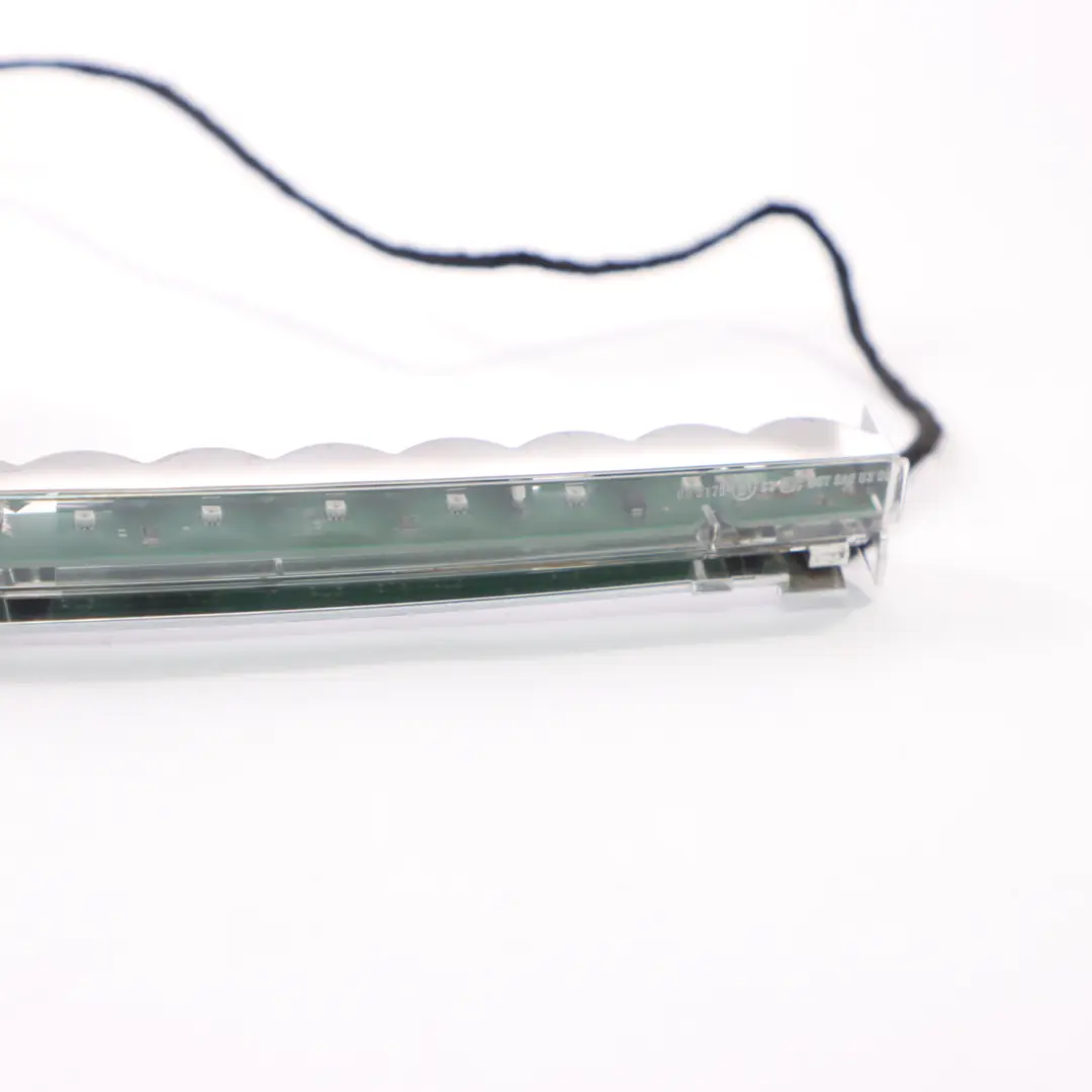 Tercera luz freno Mercedes W205 W213 Luz freno trasera adicional para con número de pieza A0999067200 Tercera luz freno Mercedes W205 W213 Luz freno trasera adicional - SKU A0999067200 - Número de pieza A0999067200