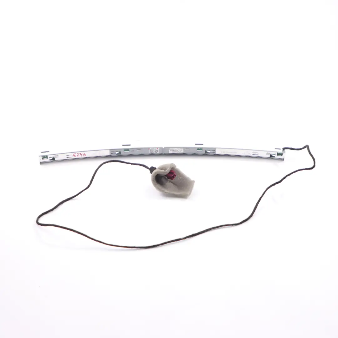 Terza luce stop Mercedes C204 W205 W213 Luce freno posteriore per con numero di parte A0999067200 Terza luce stop Mercedes C204 W205 W213 Luce freno posteriore - SKU A0999067200 - Numero di parte A0999067200
