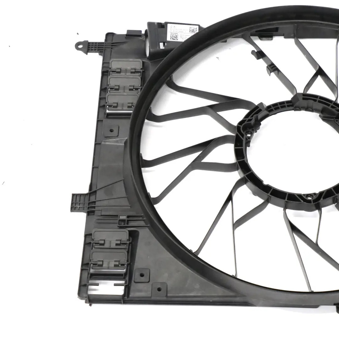 Mercedes W213 C257 Raffreddamento Radiatore Telaio copertura ventola - SKU A0999067903 - Numero di parte A0999067903