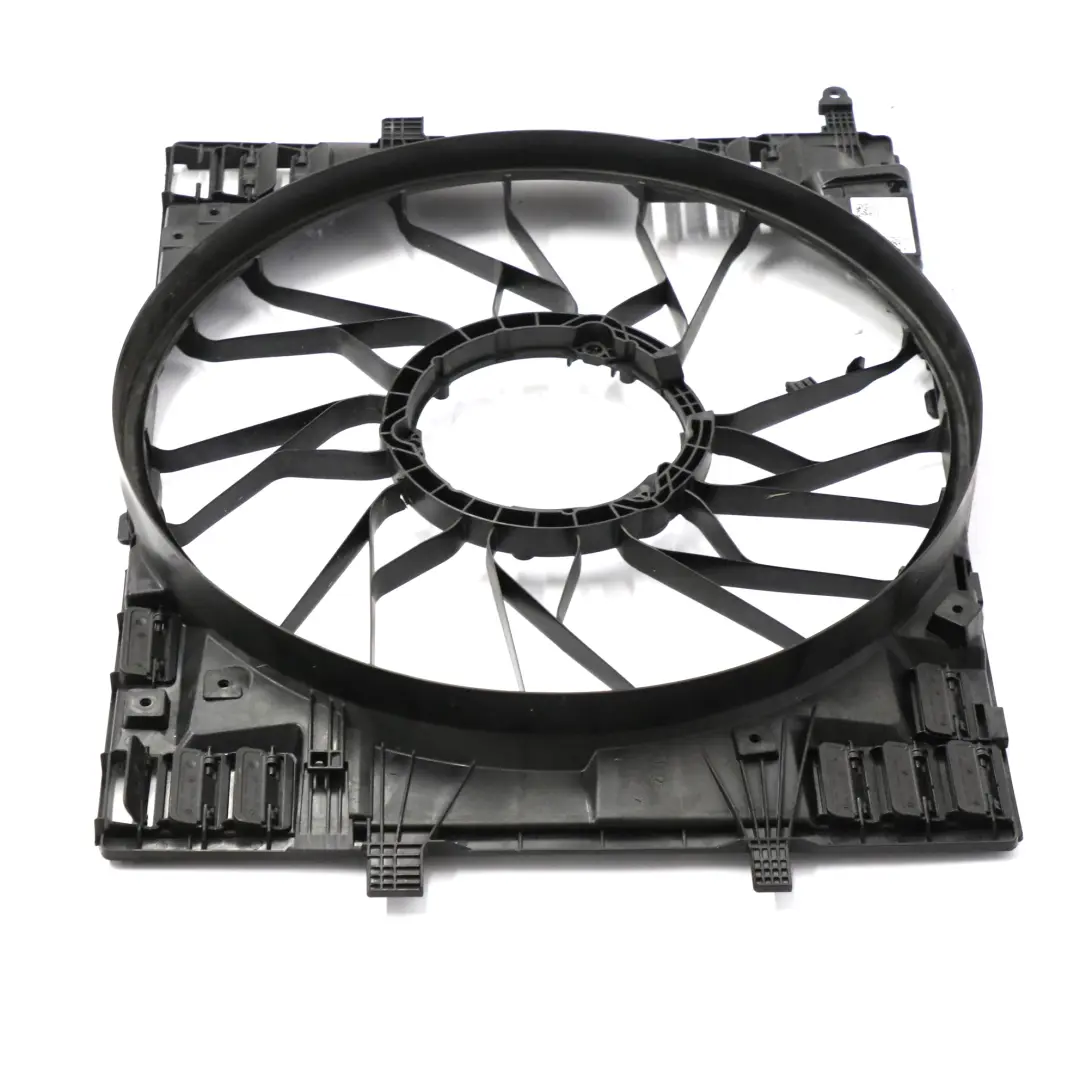 Mercedes W213 C238 C257 Refroidissement Ventilateur Couvercle Cadre - SKU A0999067903 - Numéro de pièce A0999067903