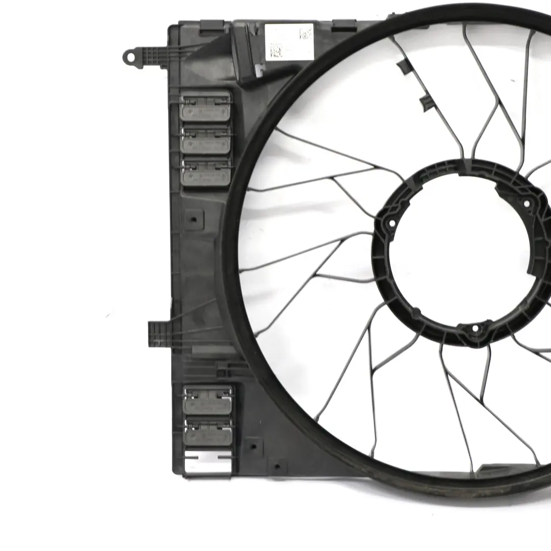 Mercedes W213 C238 C257 Refroidissement Ventilateur Couvercle Cadre - SKU A0999067903 - Numéro de pièce A0999067903