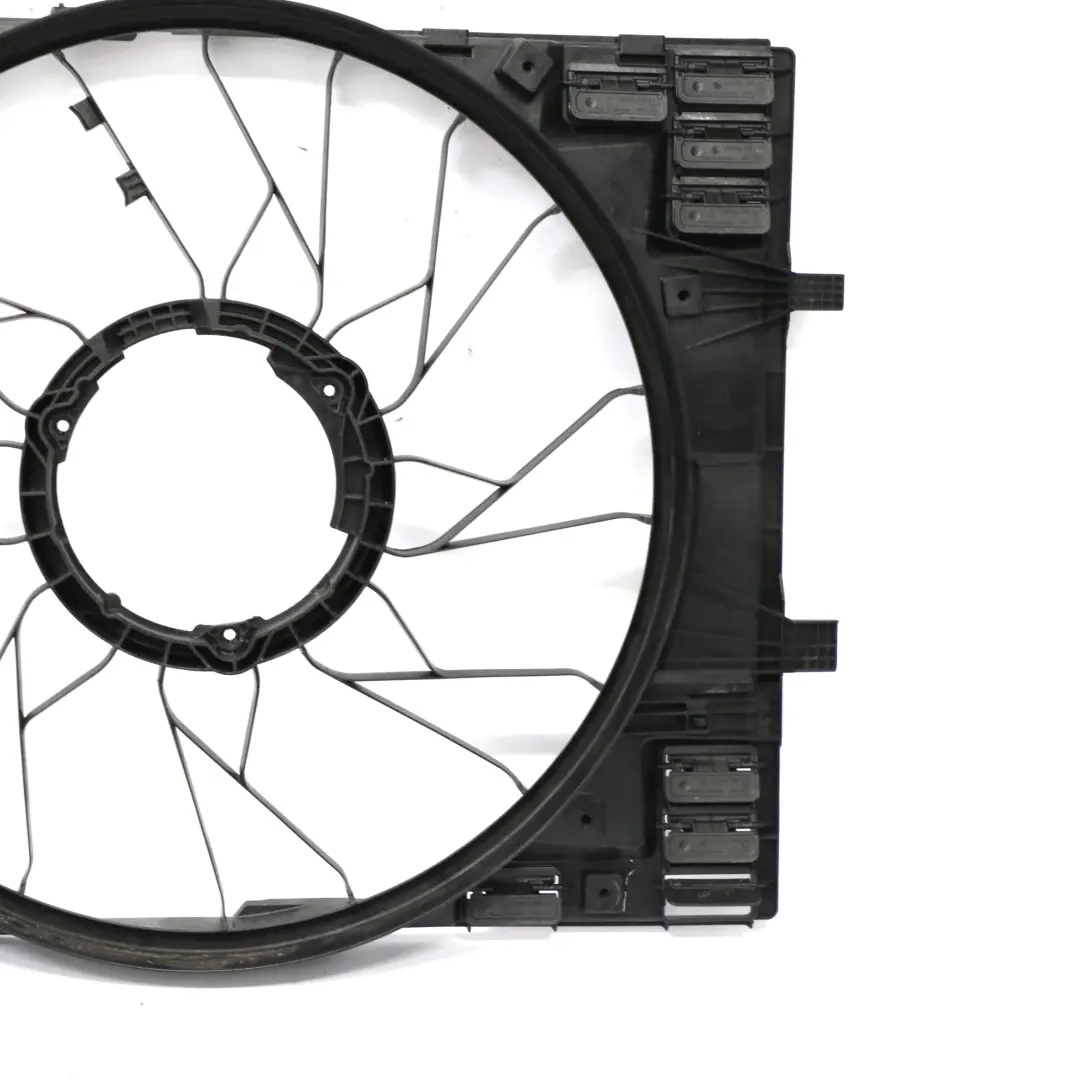 Mercedes W213 C238 C257 Refroidissement Ventilateur Couvercle Cadre - SKU A0999067903 - Numéro de pièce A0999067903
