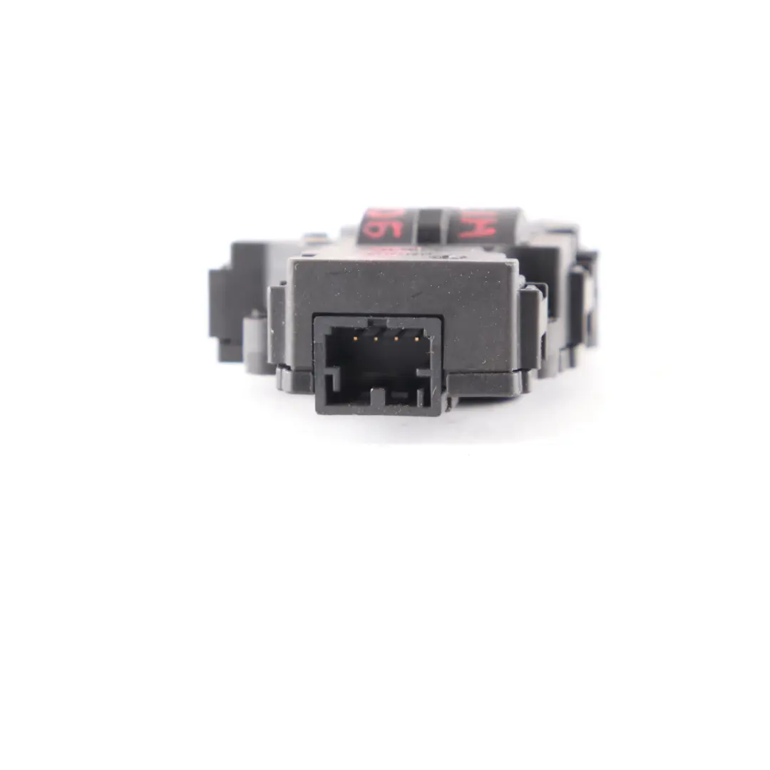 Aire Acondicionado A/C Flap Control Stepper Motor A1699060100 para Mercedes W169 W205 con número de pieza A0999069800 Mercedes W169 W205 Aire Acondicionado A/C Flap Control Stepper Motor A1699060100 - SKU A0999069800 - Número de pieza A0999069800