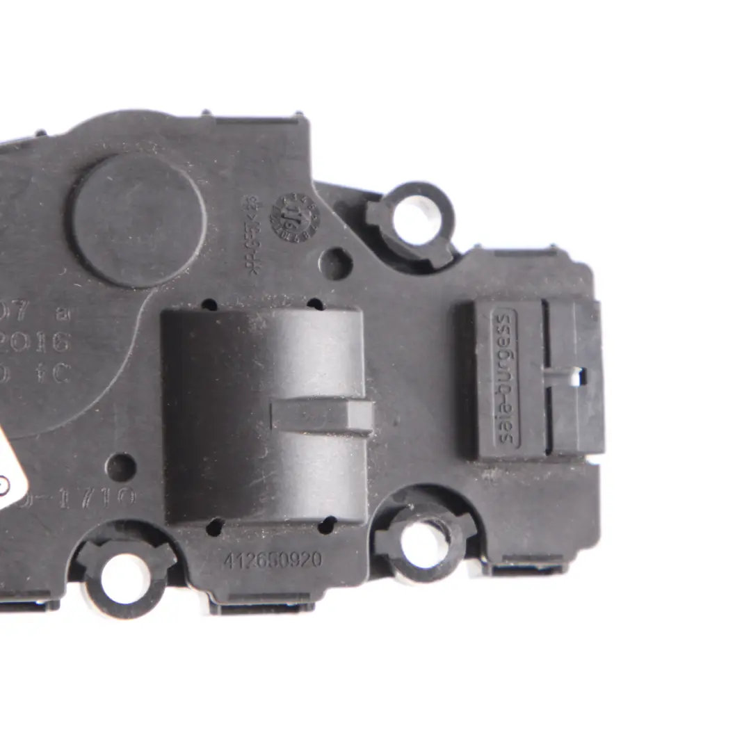 Aire Acondicionado A/C Flap Control Stepper Motor A1699060100 para Mercedes W169 W205 con número de pieza A0999069800 Mercedes W169 W205 Aire Acondicionado A/C Flap Control Stepper Motor A1699060100 - SKU A0999069800 - Número de pieza A0999069800