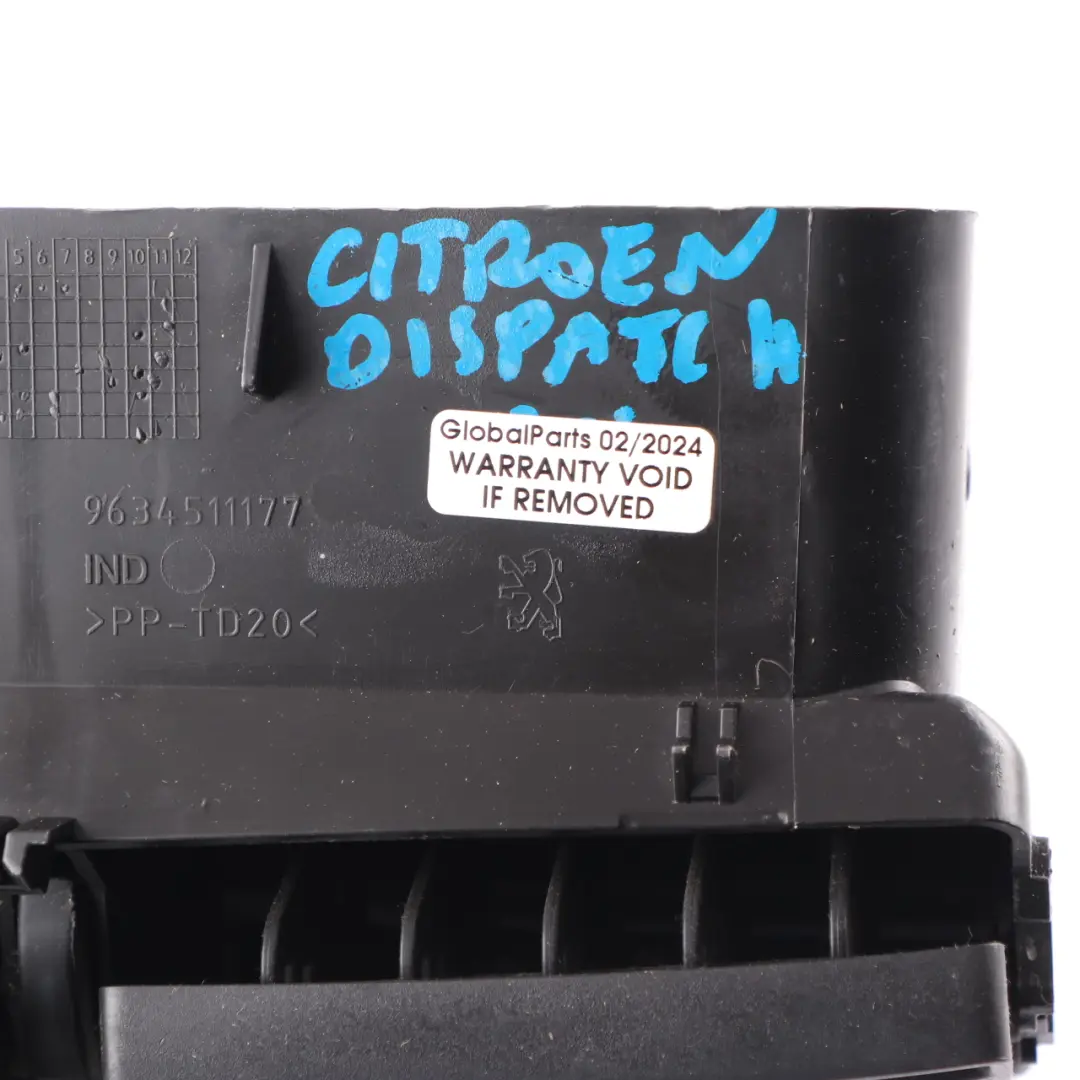 Citroen Dispatch Peugeot Expert Dashboard Centre Air Vents Blower to with Part number A1079302 Citroen Dispatch Peugeot Expert Dashboard Centre Air Vents Blower - SKU A1079302 - Part number A1079302