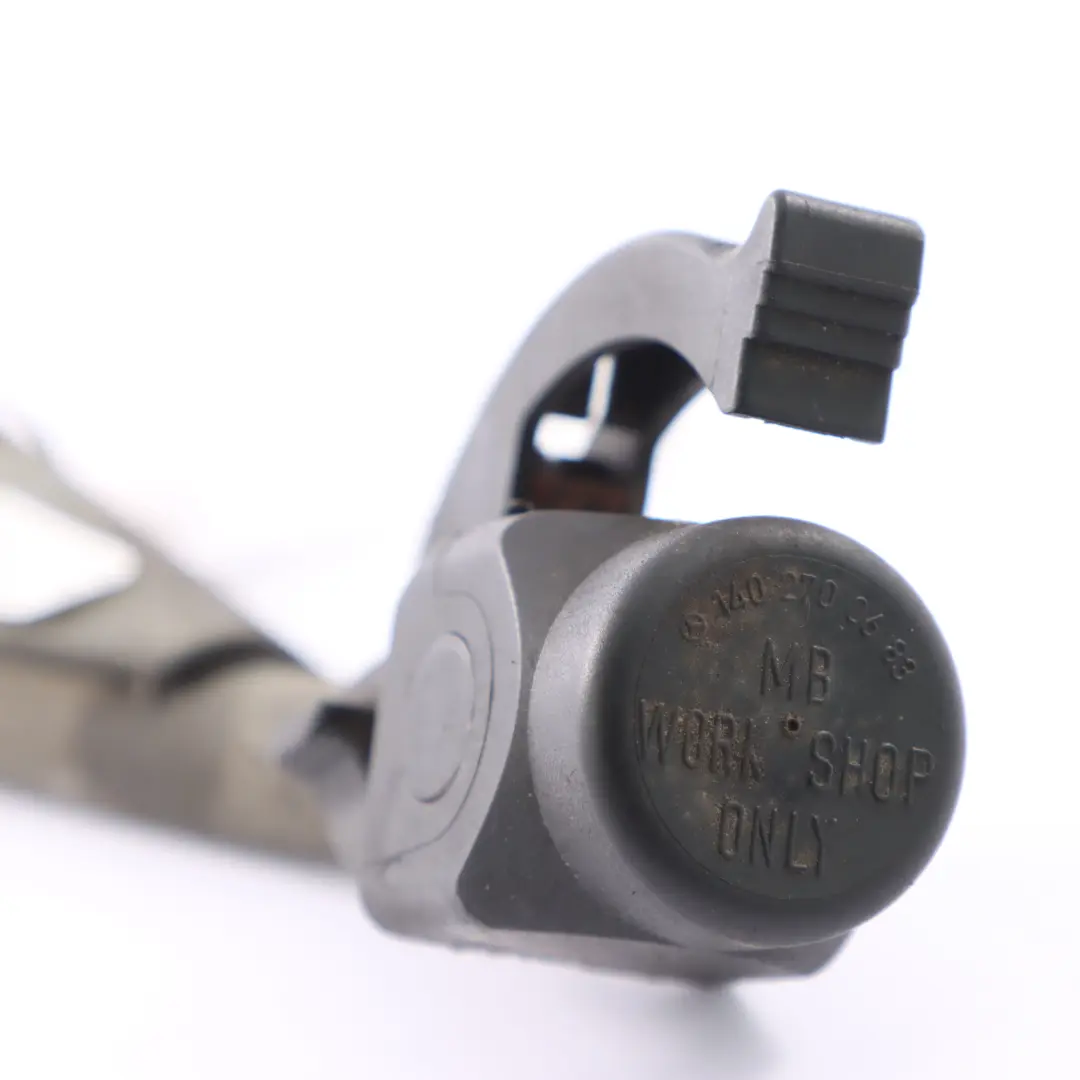 Asta di livello olio Mercedes W203 W210 M111 Motore tubo guida per con numero di parte A1110180116 Asta di livello olio Mercedes W203 W210 M111 Motore tubo guida - SKU A1110180116 - Numero di parte A1110180116