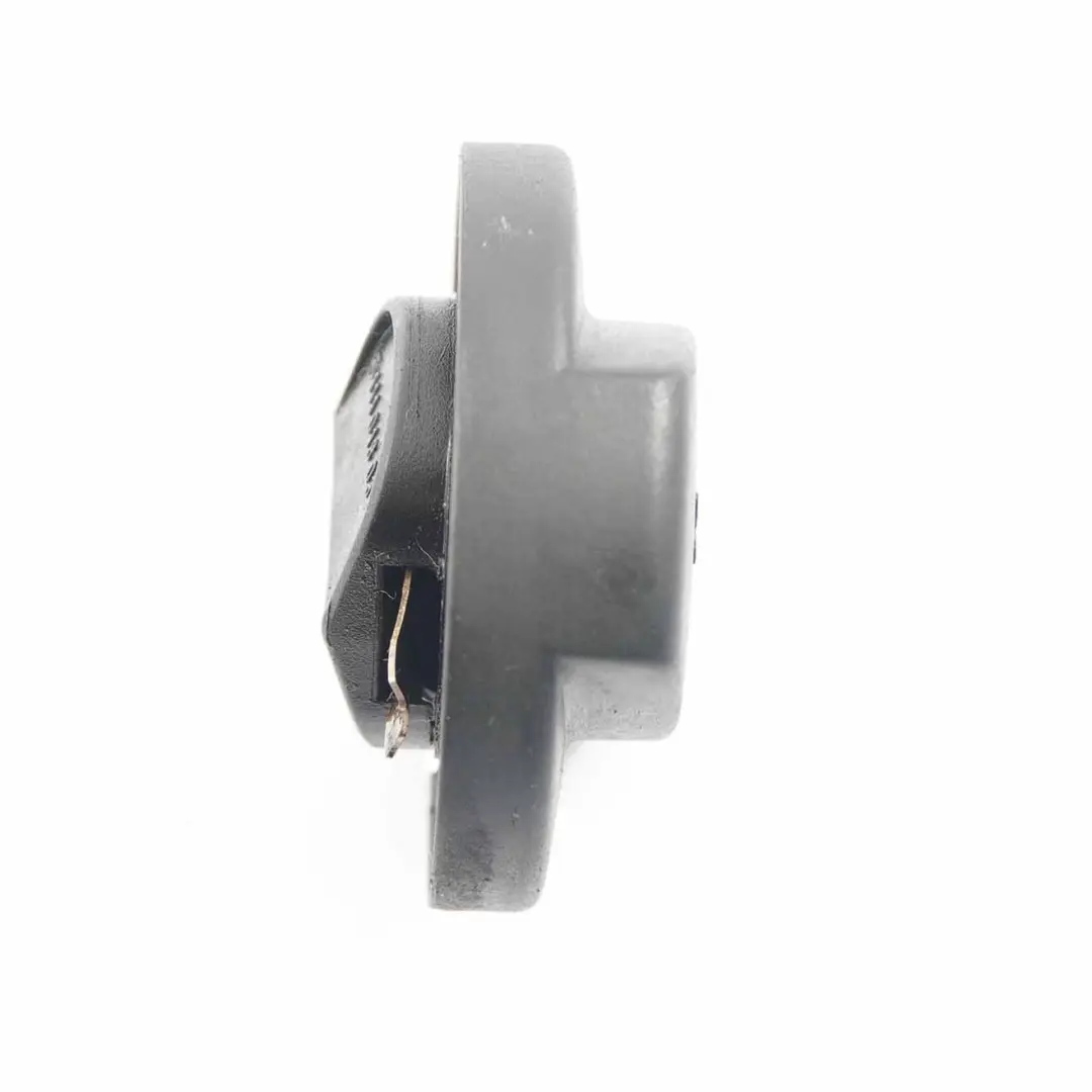 Couvercle Bouchon d'huile moteur Mercedes W202 W203 W204 W906 - SKU A1110180302 - Numéro de pièce A1110180302