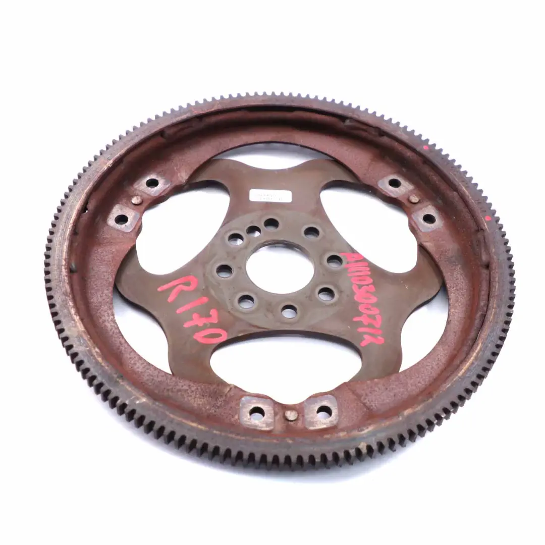 caja cambios Mercedes R170 M111.973 Anillo arranque para Volante con número de pieza A1110300712 Volante caja cambios Mercedes R170 M111.973 Anillo arranque - SKU A1110300712 - Número de pieza A1110300712