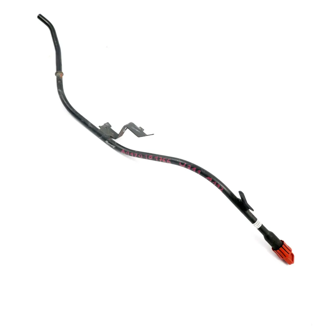 Mercedes W211 M112 Öl Führungsschlauch Dipstick Rohr Leitung - SKU A1120101766 - Teilenummer A1120101766