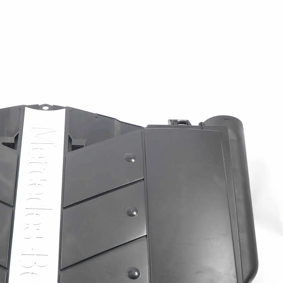 Mercedes-Benz Classe E W203 W211 M112 Boitier pour Filtre A Air A1120940004 pour à propos du numéro de pièce A1120901101 Mercedes-Benz Classe E W203 W211 M112 Boitier pour Filtre A Air A1120940004 - SKU A1120901101 - Numéro de pièce A1120901101