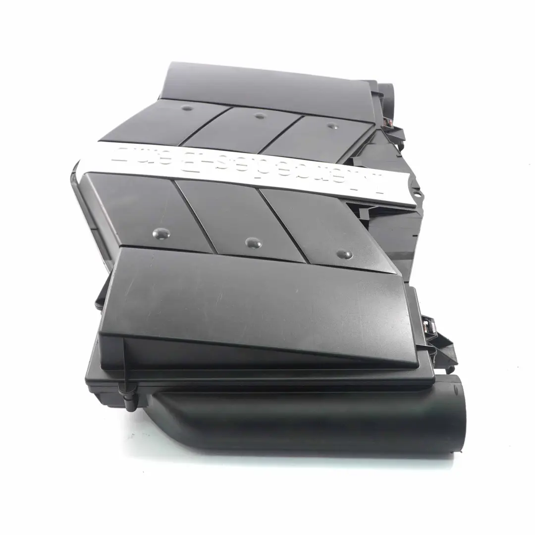 Mercedes-Benz Classe E W203 W211 M112 Scatola Filtro Aria A1120940004 per con numero di parte A1120901101 Mercedes-Benz Classe E W203 W211 M112 Scatola Filtro Aria A1120940004 - SKU A1120901101 - Numero di parte A1120901101