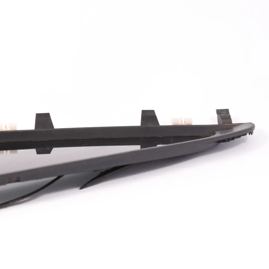 Vetro finestra lato posteriore destro quarto vetri per Mercedes X117 con numero di parte A1176700412 Mercedes X117 Vetro finestra lato posteriore destro quarto vetri - SKU A1176700412 - Numero di parte A1176700412