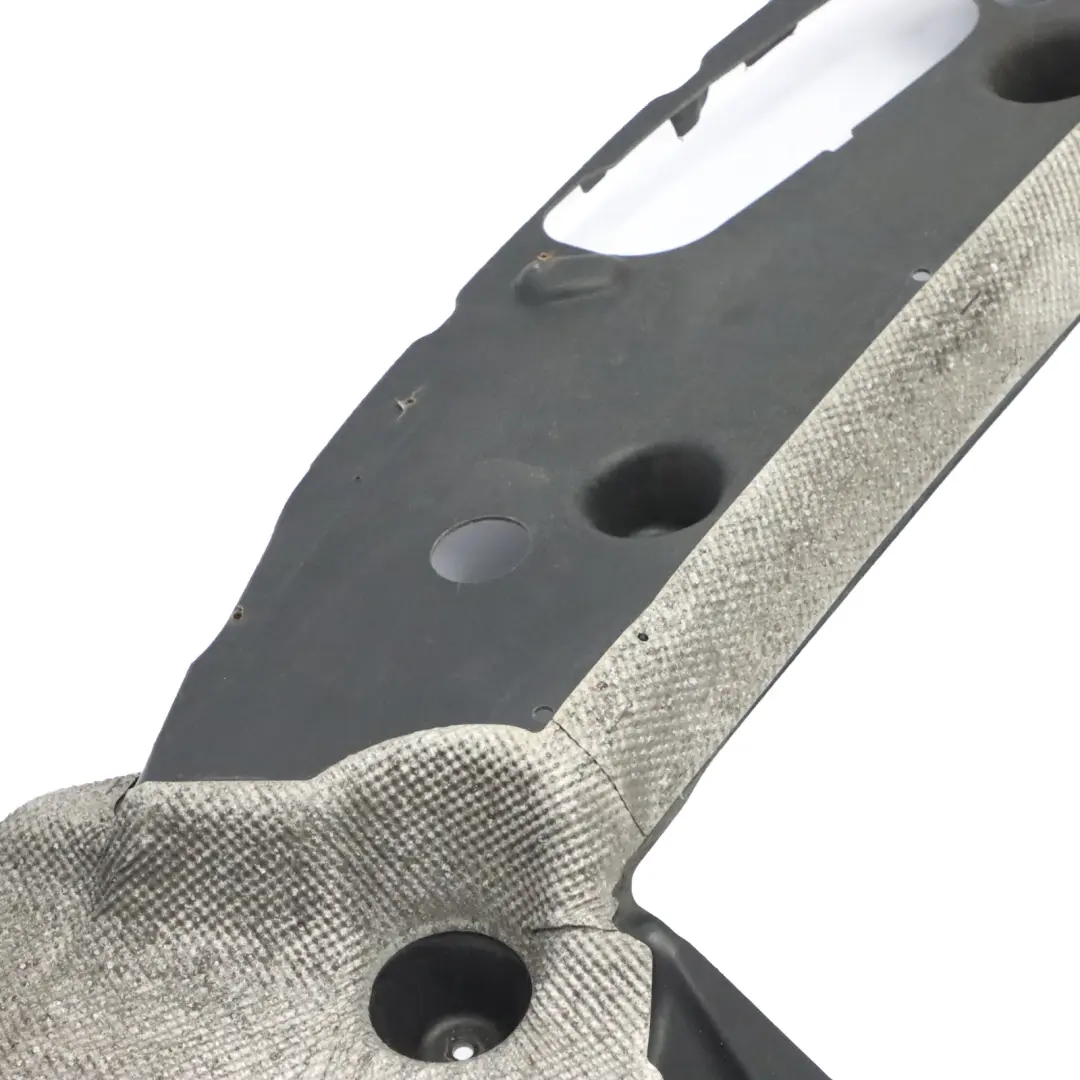 Embellecedor de bajos trasero para Mercedes C117 X117 con número de pieza A1176840700 Mercedes C117 X117 Embellecedor de bajos trasero - SKU A1176840700 - Número de pieza A1176840700