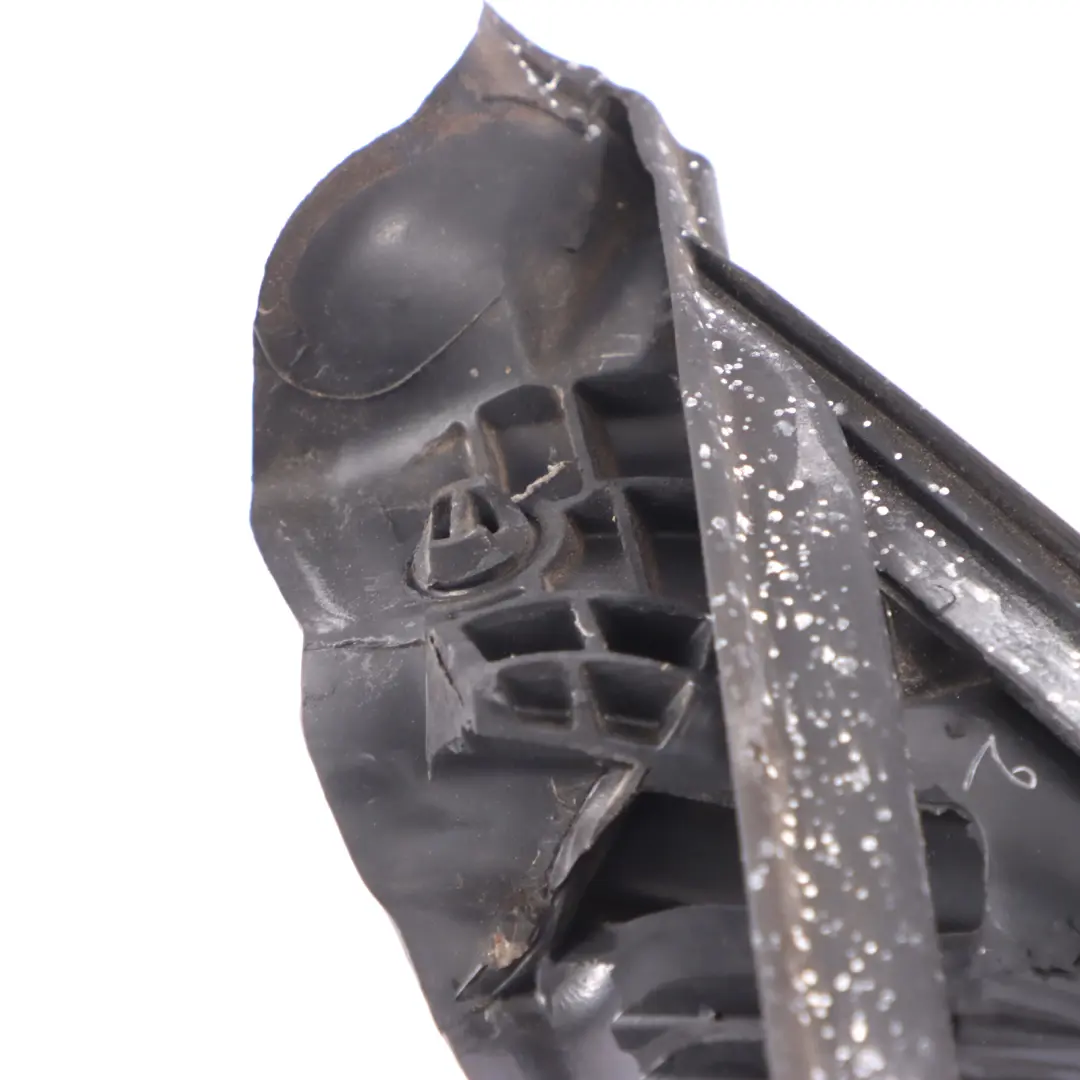 Junta Puerta Ventana Guía Delantera Izquierda para Mercedes C117 con número de pieza A1177250129 Mercedes C117 Junta Puerta Ventana Guía Delantera Izquierda - SKU A1177250129 - Número de pieza A1177250129