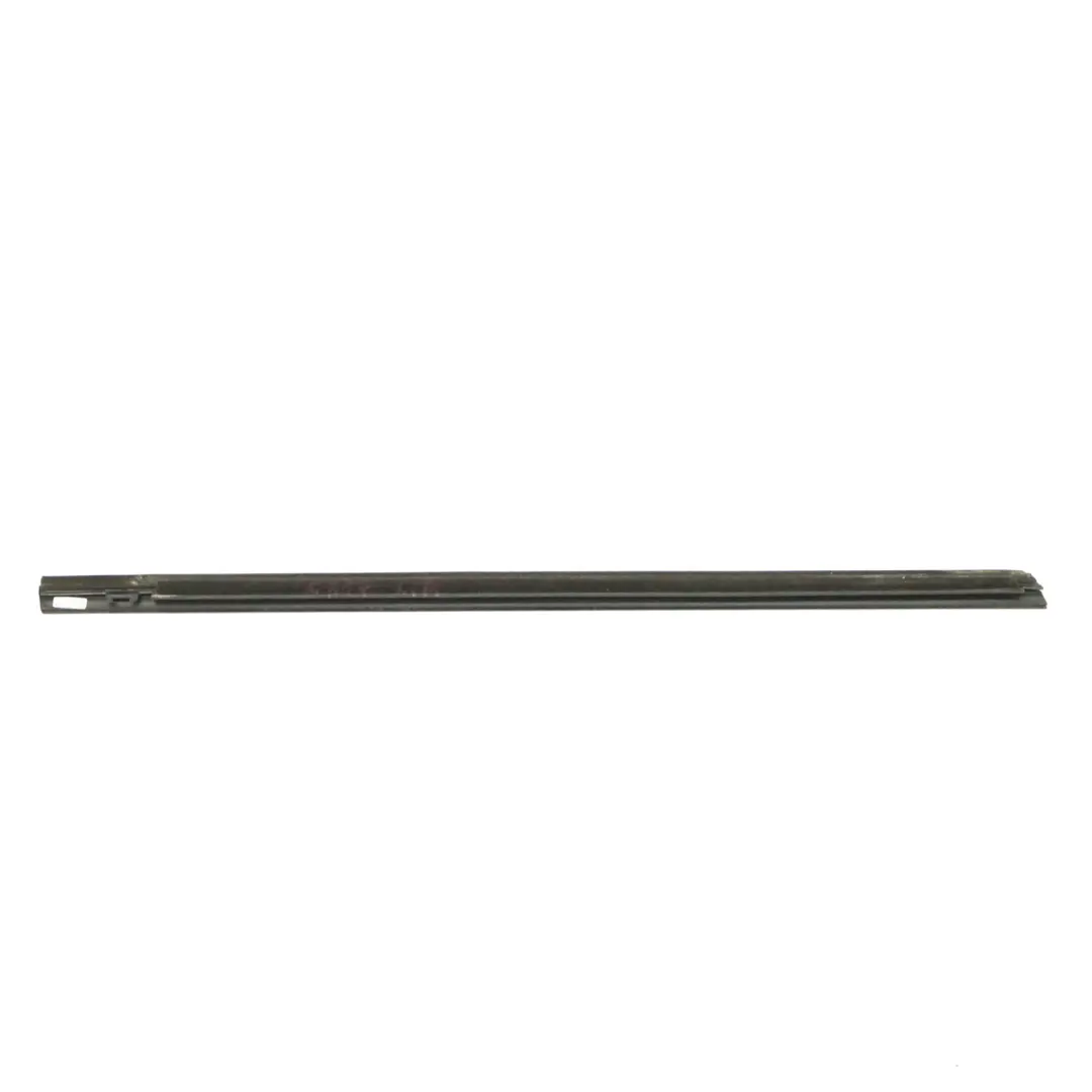 Mercedes C117 Finestrino Striscia Anteriore Sinistra Modanatura Nero - SKU A1177250382 - Numero di parte A1177250382