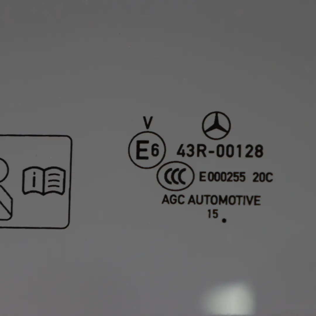 Mercedes CLA C117 Vitrage Porte Arrière Droite Quartier Noir - SKU A1177300418 - Numéro de pièce A1177300418