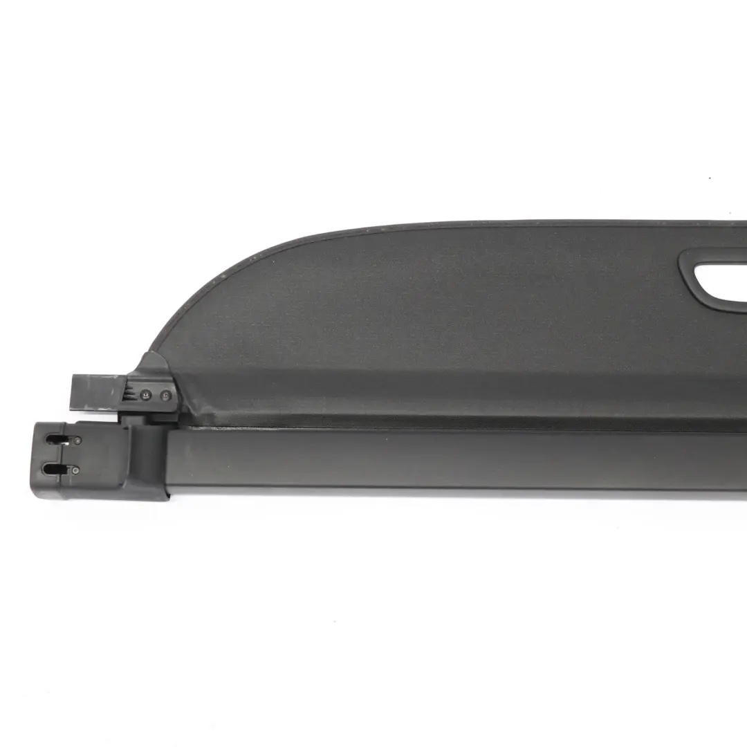 Persiana Enrollable Trasera Maletero Portaobjetos Panel Negro para Mercedes C117 con número de pieza a1178100009 Mercedes C117 Persiana Enrollable Trasera Maletero Portaobjetos Panel Negro - SKU a1178100009 - Número de pieza a1178100009