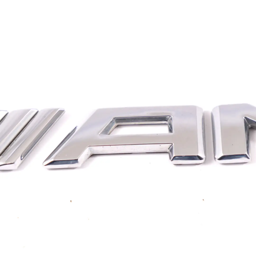 Mercedes C117 Emblema Trasero Bota Insignia Logo AMG - SKU A1178173900 - Número de pieza A1178173900