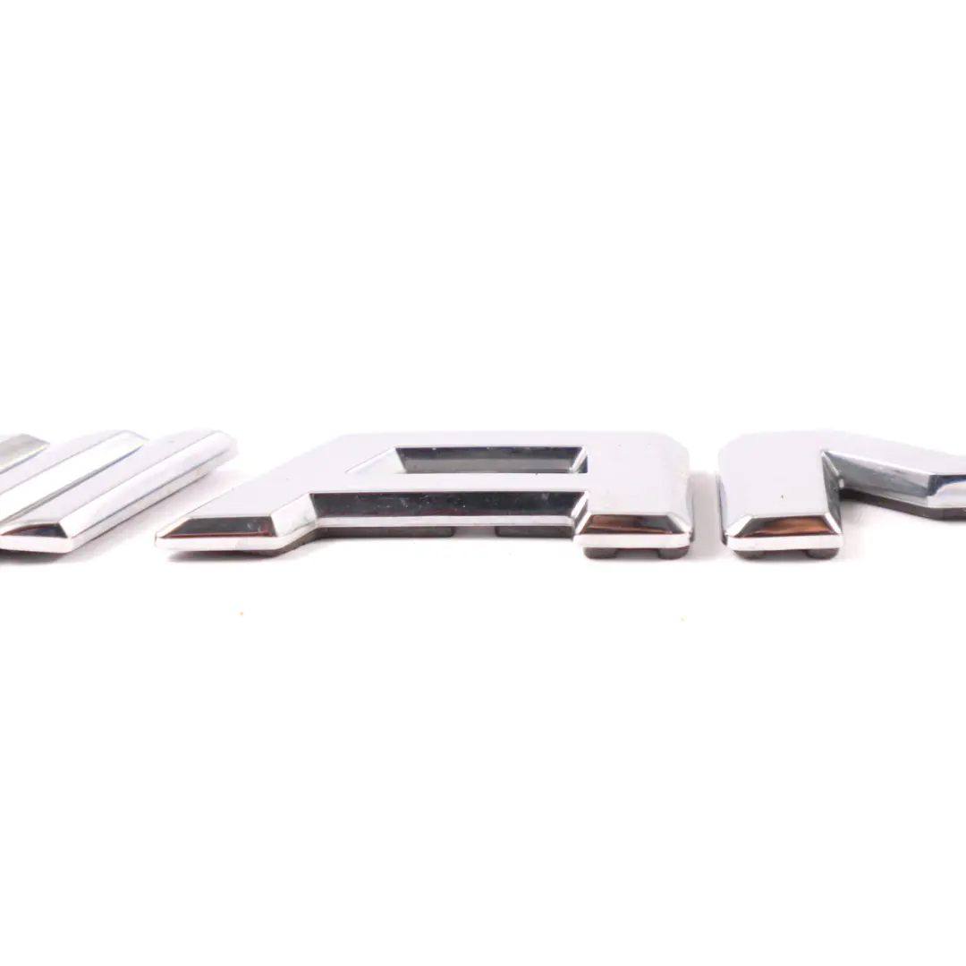 Mercedes C117 Emblema Trasero Bota Insignia Logo AMG - SKU A1178173900 - Número de pieza A1178173900