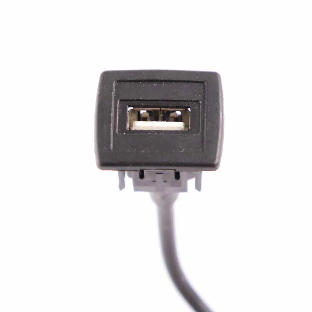  Câble pour port USB Mercedes W176 W246 Prise d'interface multimédia - SKU A1178200315 - Numéro de pièce A1178200315