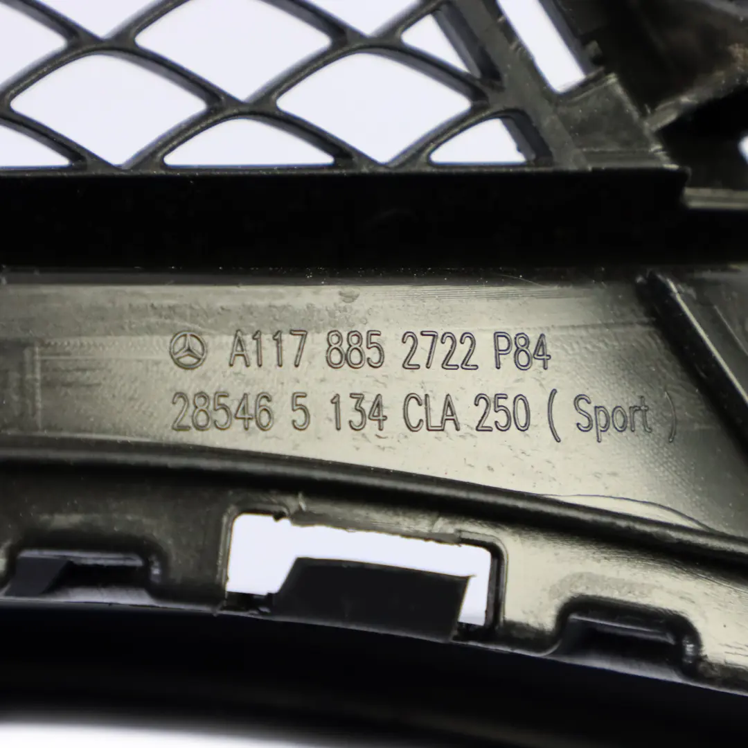 CLA45 AMG Paraurti anteriore Griglia Inferiore Media per Mercedes C117 con numero di parte A1178852122 Mercedes C117 CLA45 AMG Paraurti anteriore Griglia Inferiore Media - SKU A1178852122 - Numero di parte A1178852122
