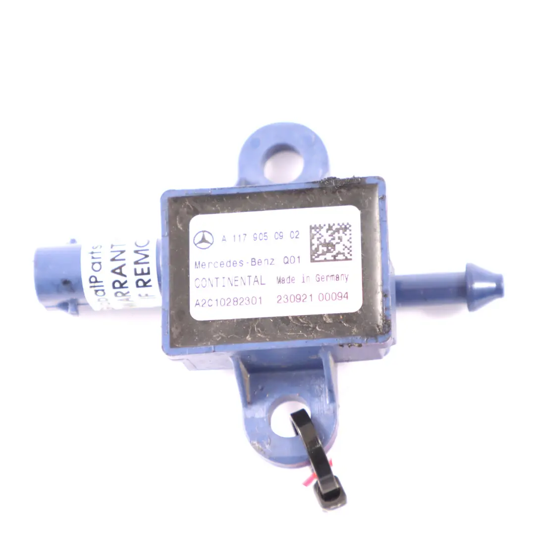 Crash-Sensor Fußgängerschutz für Mercedes C117 mit Teilenummer a1179050902 Mercedes C117 Crash-Sensor Fußgängerschutz - SKU a1179050902 - Teilenummer a1179050902