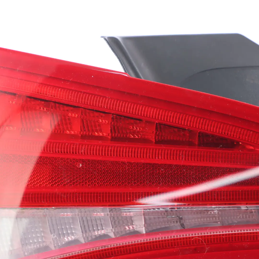 Rückleuchte Licht links Seite Panel Rücklicht für Mercedes CLA C117 mit Teilenummer A1179060501 Mercedes CLA C117 Rückleuchte Licht links Seite Panel Rücklicht - SKU A1179060501 - Teilenummer A1179060501