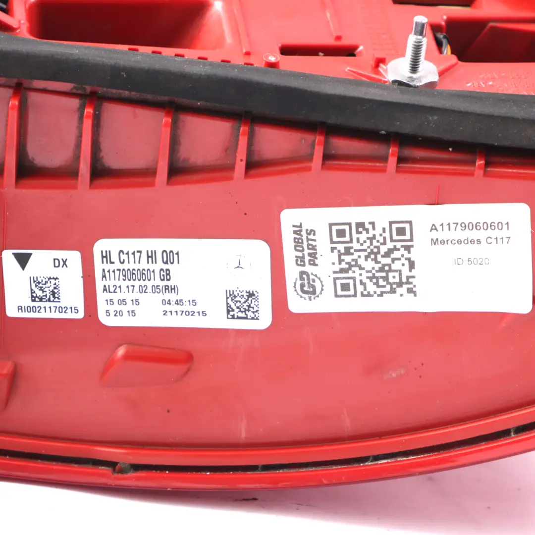 Feu arrière droit Panneau latéral pour Mercedes CLA C117 à propos du numéro de pièce A1179060601 Mercedes CLA C117 Feu arrière droit Panneau latéral - SKU A1179060601 - Numéro de pièce A1179060601