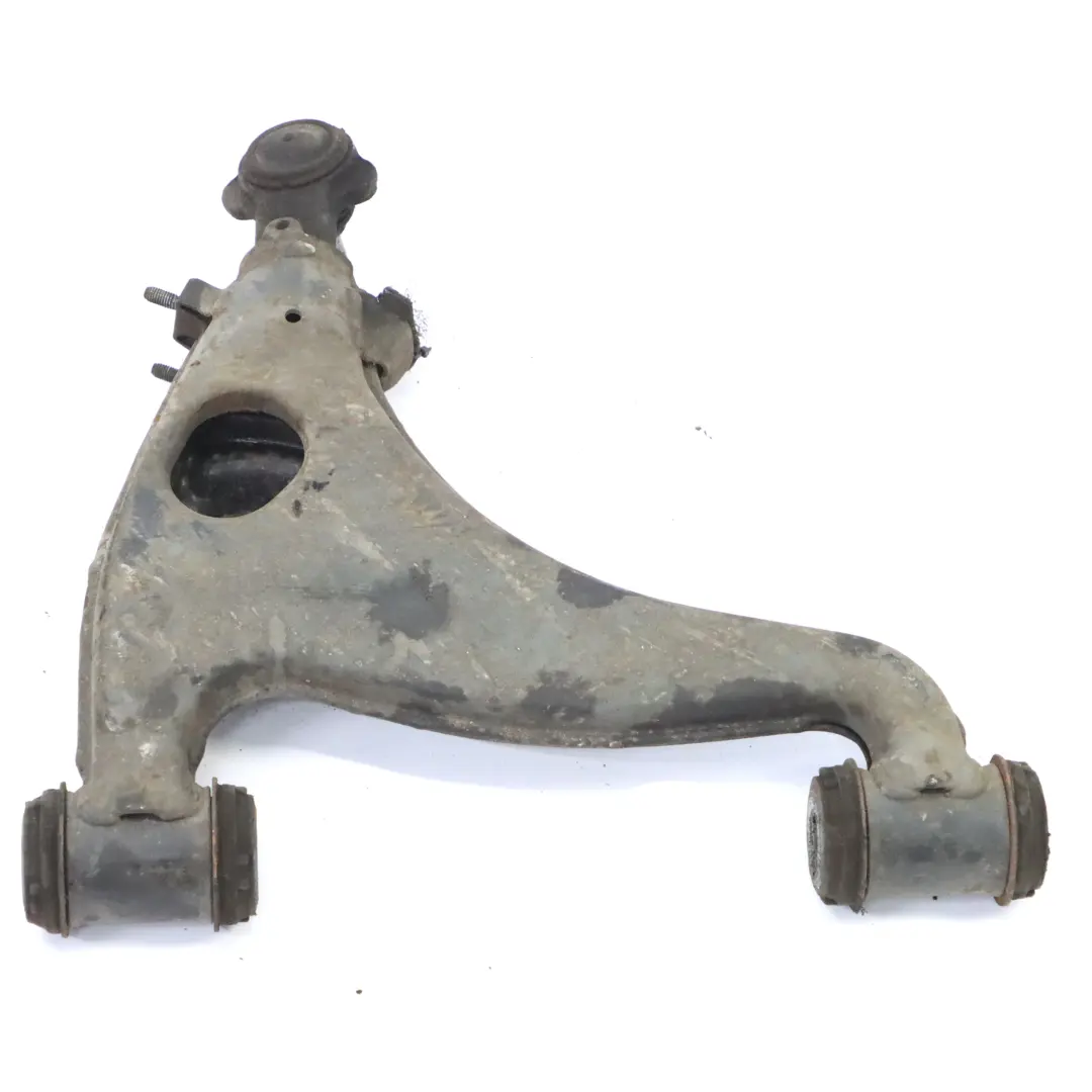 Bras de contrôle Avant Gauche Bas pour Mercedes W124 à propos du numéro de pièce A1243303007 Mercedes W124 Bras de contrôle Avant Gauche Bas - SKU A1243303007 - Numéro de pièce A1243303007