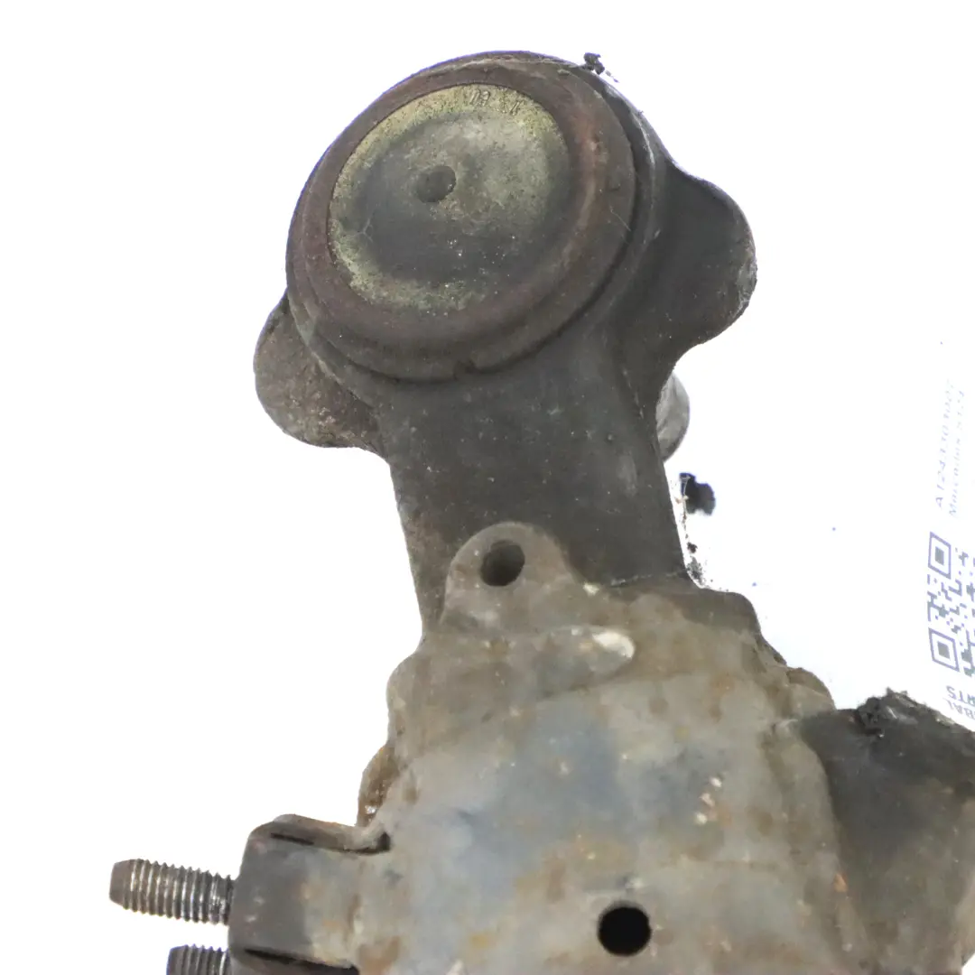 Bras de contrôle Avant Gauche Bas pour Mercedes W124 à propos du numéro de pièce A1243303007 Mercedes W124 Bras de contrôle Avant Gauche Bas - SKU A1243303007 - Numéro de pièce A1243303007