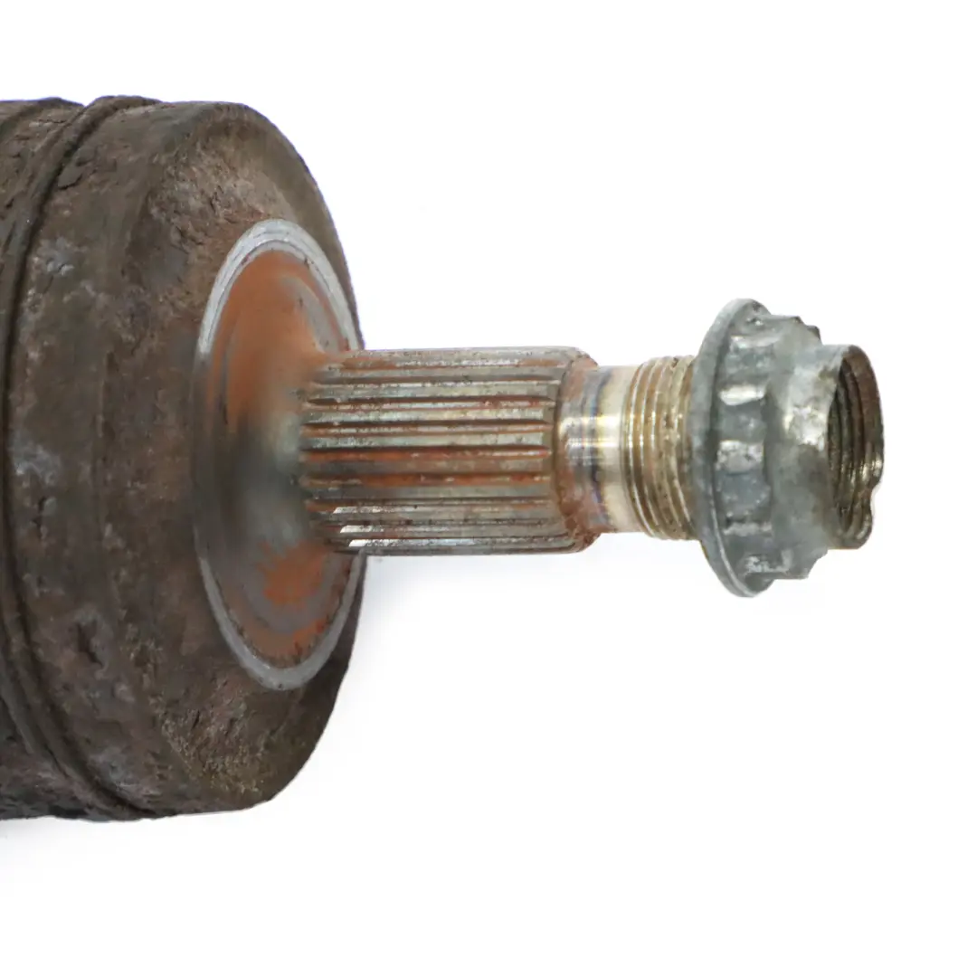 Eje motriz Mercedes W124 Eje motriz trasero izquierdo derecho para con número de pieza A1243508810 Eje motriz Mercedes W124 Eje motriz trasero izquierdo derecho - SKU A1243508810 - Número de pieza A1243508810