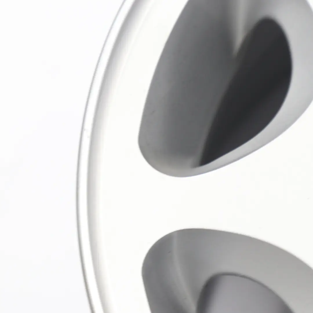 Jante Alliage 15" 6,5J ET:44 8 Trous pour Mercedes W124 Silver à propos du numéro de pièce A1244011202 Mercedes W124 Silver Jante Alliage 15" 6,5J ET:44 8 Trous - SKU A1244011202-1 - Numéro de pièce A1244011202