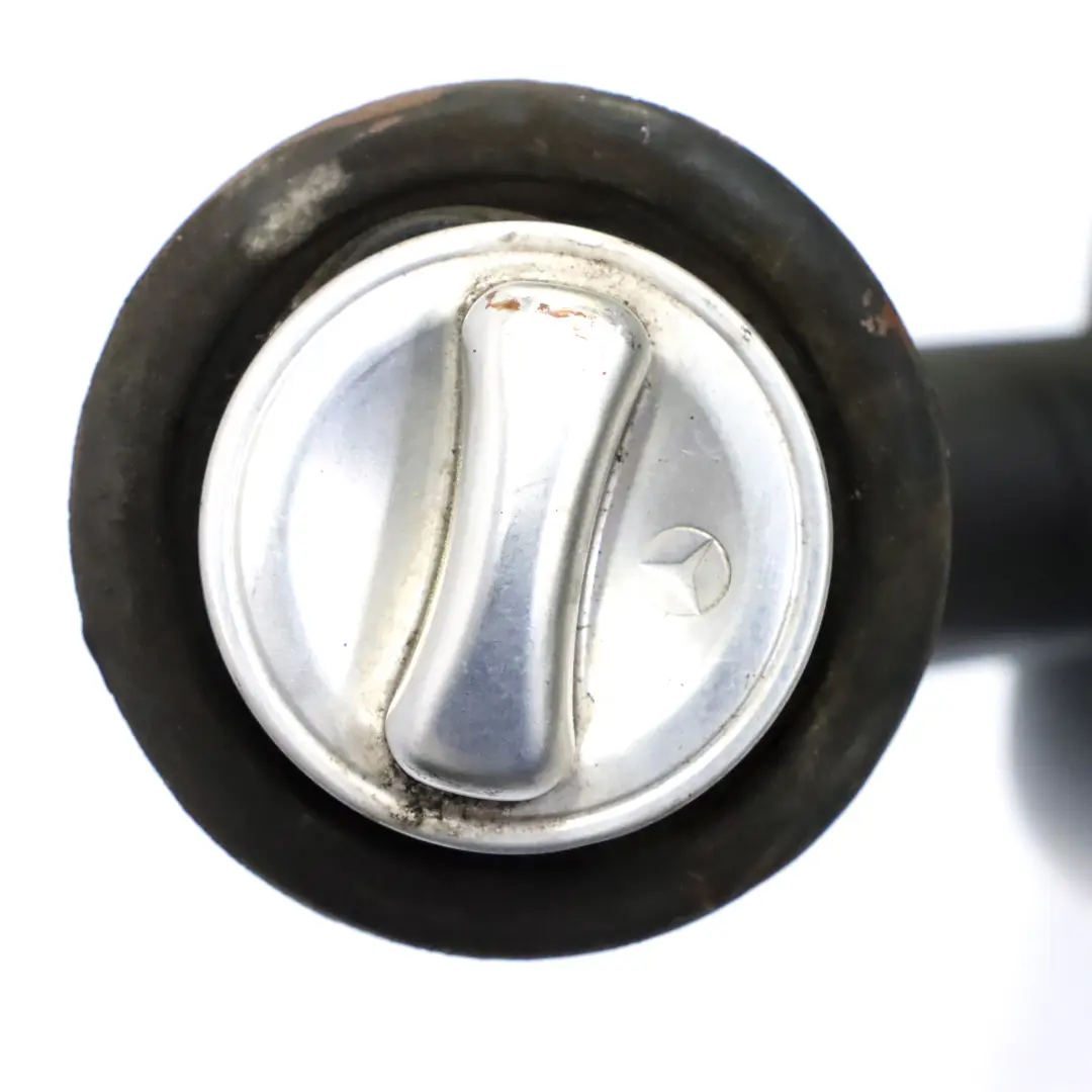 Réservoir d'essence complet 70L pour Mercedes W124 à propos du numéro de pièce A1244700304 Mercedes W124 Réservoir d'essence complet 70L - SKU A1244700304 - Numéro de pièce A1244700304