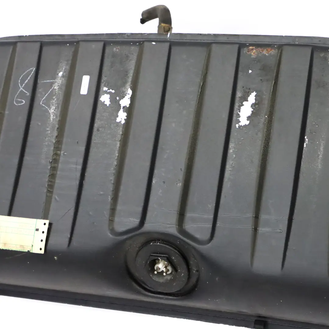 Mercedes W124 Serbatoio carburante benzina Unità completo 70L - SKU A1244700304 - Numero di parte A1244700304