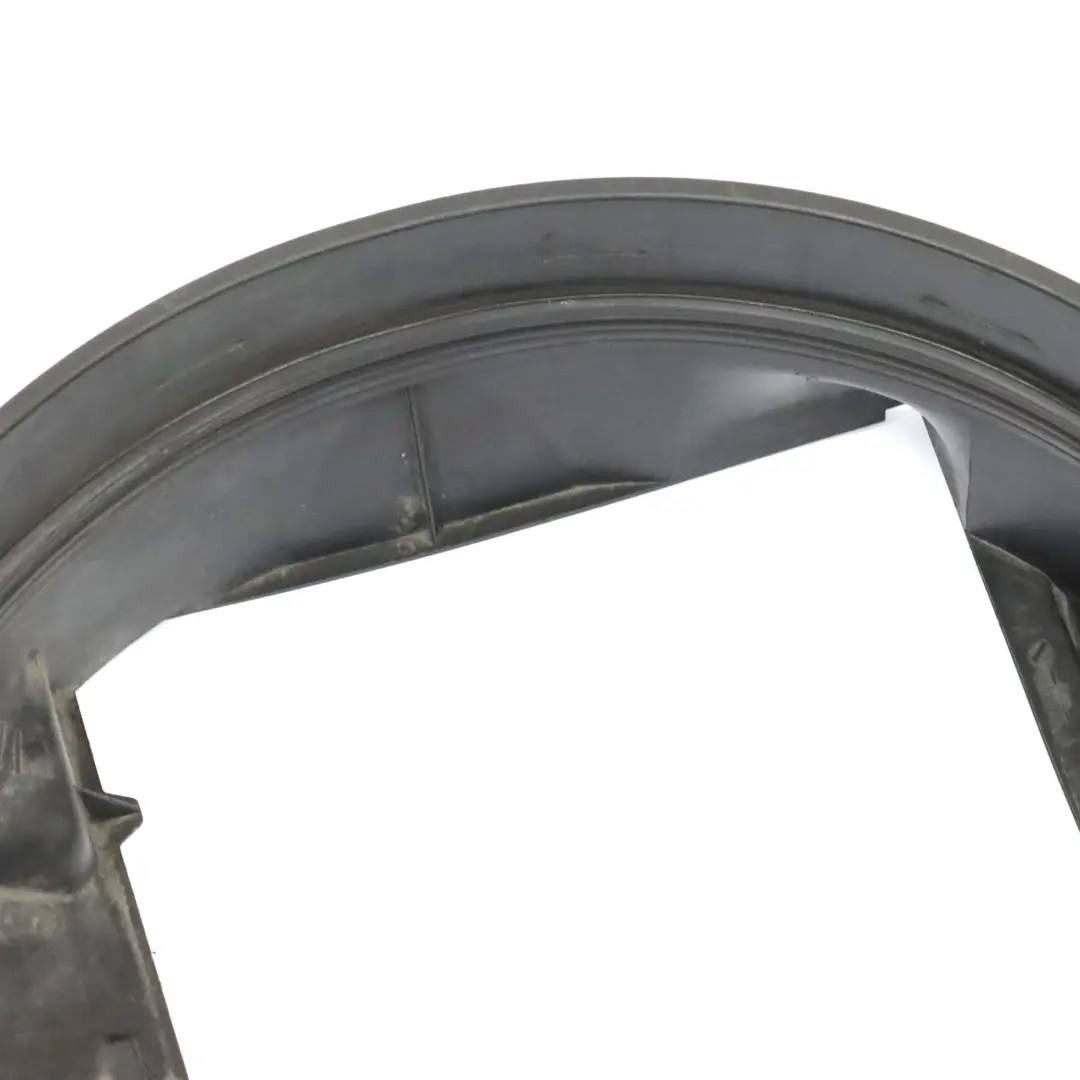  Carcasa marco cubierta ventilador radiador Mercedes W124 - SKU A1245000555 - Número de pieza A1245000555