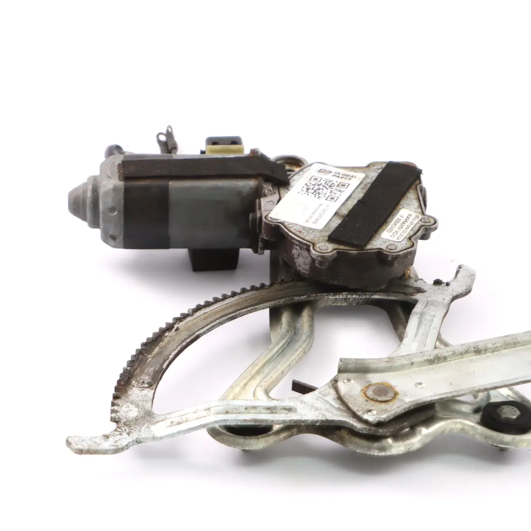 Window Lifter Mercedes W124 Front Right Motor Regulator Mechanism to with Part number A1247200446 Window Lifter Mercedes W124 Front Right Motor Regulator Mechanism - SKU A1247200446 - Part number A1247200446